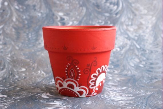Decorar macetas en Navidad sin dañar la planta