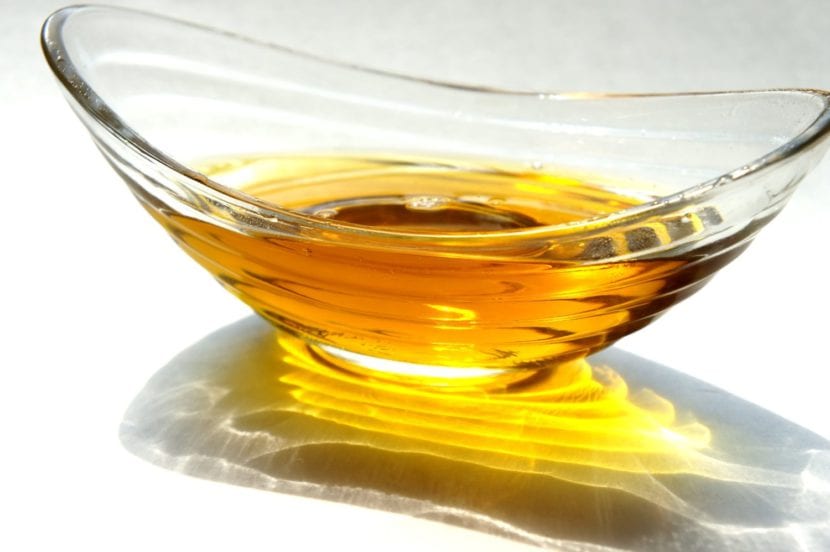 Aceite de neem, alternativa a los insecticidas de síntesis en jardines con aves