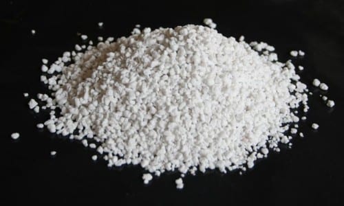 Perlita, material mineral empleado para airear el sustrato